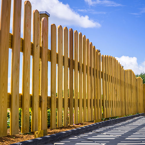 Fence Cleaning Service Image